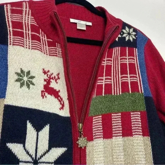 Vintage Christopher & Banks Christmas Sweater snowflake, zipper front  Size M - Picture 11 of 11
